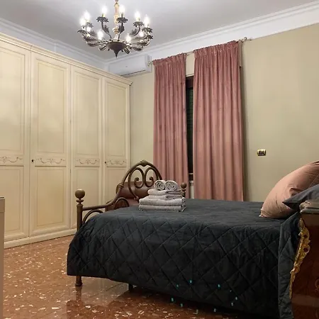 Anna Bed & Breakfast Aprilia
